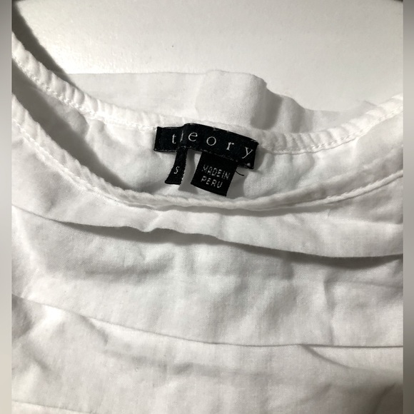 Theory sleeveless blouse - Picture 2 of 3
